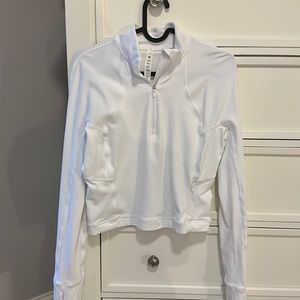 Lululemon cropped Nulu 1/4 zip